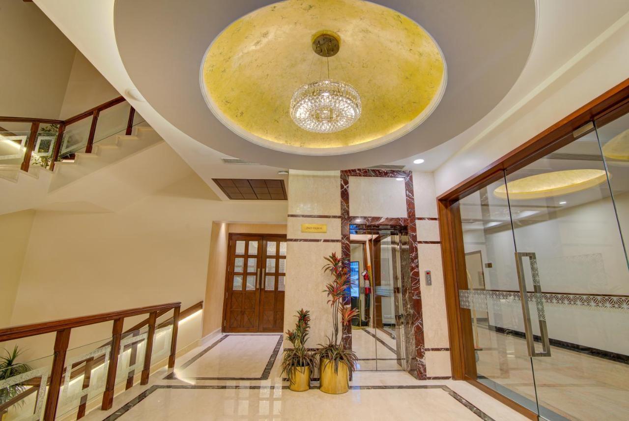 Hotel Home In By Amrik Sukhdev Sonipat Exterior foto